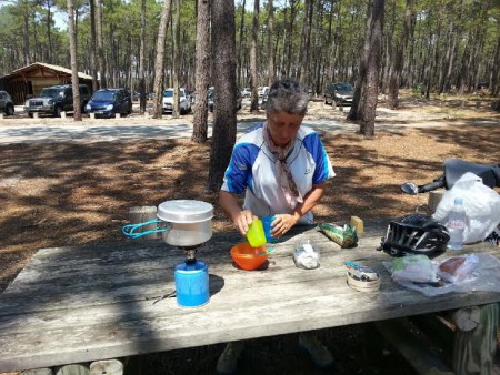 Pique-nique sous les pins après Le Pyla sur Mer.