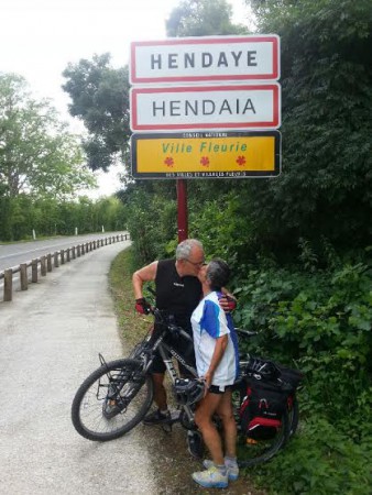L'arrivée sur Hendaye. 2800 kms parcourus en 36 jours.